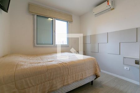 Suíte de apartamento para alugar com 3 quartos, 64m² em Vila Mangalot, São Paulo