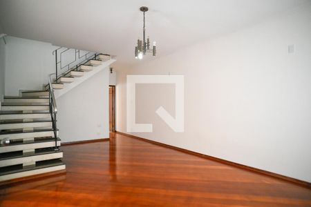 Sala de casa para alugar com 3 quartos, 220m² em Vila Moinho Velho, São Paulo