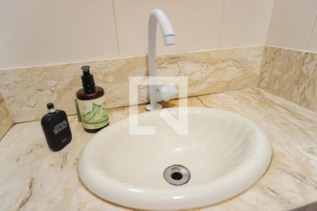 Lavabo de apartamento para alugar com 2 quartos, 106m² em Recreio dos Bandeirantes, Rio de Janeiro