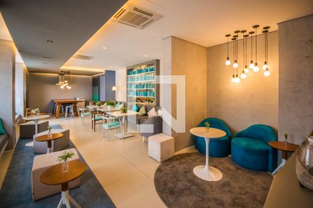 Apartamento para alugar com 48m², 1 quarto e 1 vaga Apartamento para alugar com 48m², 1 quarto e 1 vagaÁrea comum - Salão de festas