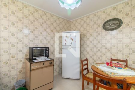 Cozinha de casa à venda com 3 quartos, 360m² em Medianeira, Porto Alegre