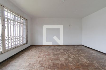 Sala de Estar de casa para alugar com 4 quartos, 150m² em Bacacheri, Curitiba