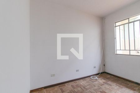 Quarto 1 de casa para alugar com 4 quartos, 150m² em Bacacheri, Curitiba