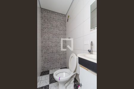 Lavabo de casa de condomínio para alugar com 2 quartos, 85m² em Vila Perracini, Poá