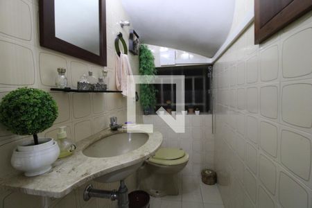 Lavabo de casa para alugar com 3 quartos, 158m² em Brooklin Paulista, São Paulo