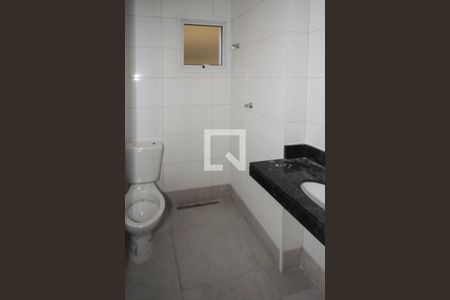 Banheiro de apartamento para alugar com 1 quarto, 48m² em Vila Ivone, São Paulo