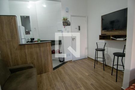 Sala/Quarto de apartamento à venda com 1 quarto, 37m² em Copacabana, Rio de Janeiro