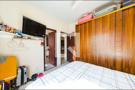 Suíte de casa à venda com 3 quartos, 120m² em Jardim Montanhês, Belo Horizonte