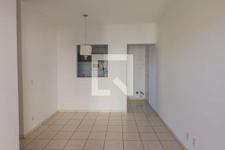 Sala de apartamento para alugar com 3 quartos, 68m² em Parque Residencial Lagoinha, Ribeirão Preto