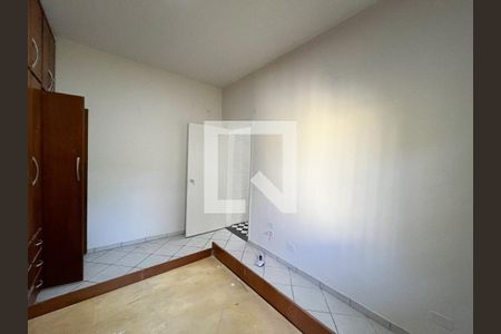 Suite de casa à venda com 3 quartos, 300m² em Vila Fachini, São Paulo