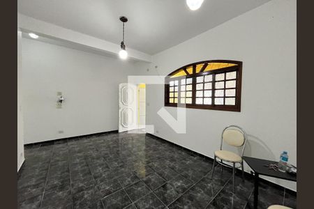 Sala de casa à venda com 3 quartos, 300m² em Vila Fachini, São Paulo