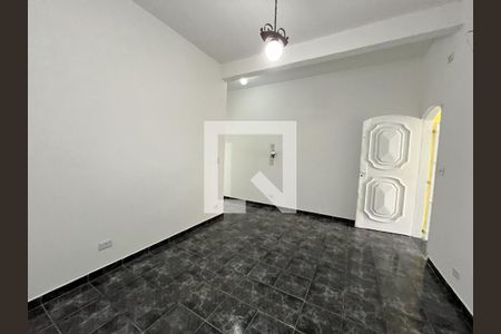 Sala de casa à venda com 3 quartos, 300m² em Vila Fachini, São Paulo