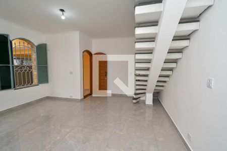Sala de casa para alugar com 3 quartos, 200m² em Jardim Vila Galvão, Guarulhos