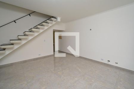 Sala de casa para alugar com 3 quartos, 200m² em Jardim Vila Galvão, Guarulhos