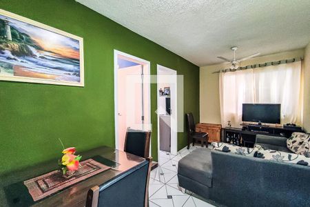 Sala de apartamento à venda com 2 quartos, 45m² em Parque Marabá, Taboão da Serra