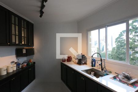 Apartamento para alugar com 120m², 2 quartos e 2 vagas Apartamento para alugar com 120m², 2 quartos e 2 vagasCozinha