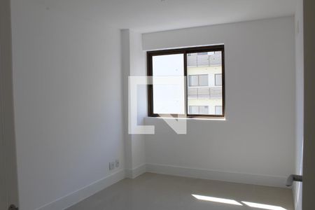 Quarto de apartamento para alugar com 1 quarto, 40m² em Freguesia de Jacarepaguá, Rio de Janeiro