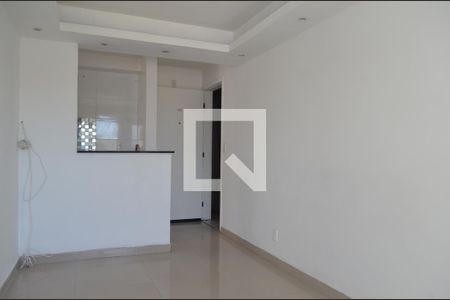 Sala de apartamento para alugar com 2 quartos, 52m² em Taquara, Rio de Janeiro