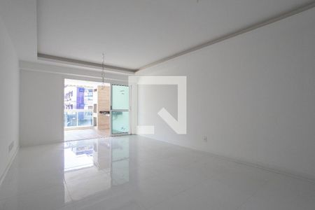 Sala de apartamento para alugar com 3 quartos, 133m² em Recreio dos Bandeirantes, Rio de Janeiro