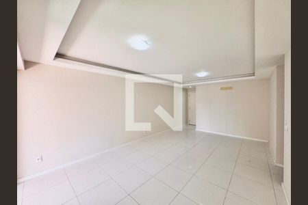 Sala de apartamento para alugar com 3 quartos, 133m² em Recreio dos Bandeirantes, Rio de Janeiro