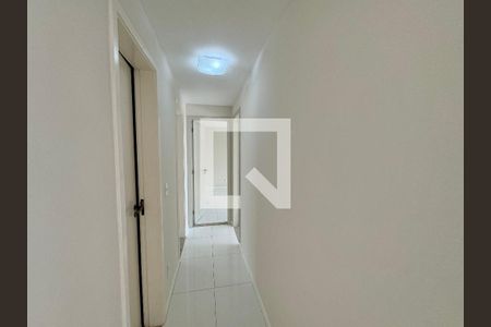 Corredor de apartamento para alugar com 3 quartos, 133m² em Recreio dos Bandeirantes, Rio de Janeiro