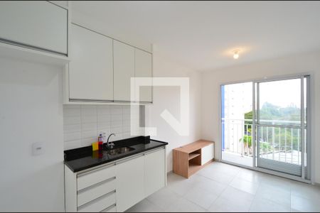 Sala/Cozinha de kitnet/studio à venda com 1 quarto, 28m² em Vila Guarani (z Sul), São Paulo