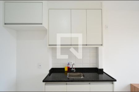 Sala/Cozinha de kitnet/studio à venda com 1 quarto, 28m² em Vila Guarani (z Sul), São Paulo