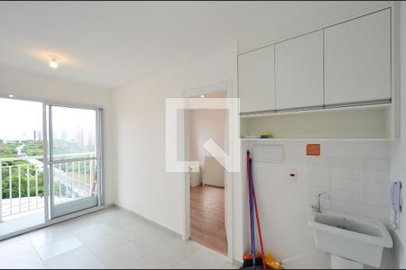 Sala/Cozinha de kitnet/studio à venda com 1 quarto, 28m² em Vila Guarani (z Sul), São Paulo