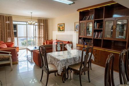 Sala de apartamento à venda com 4 quartos, 180m² em Bom Retiro, São Paulo