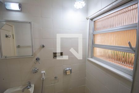 Banheiro de apartamento para alugar com 1 quarto, 22m² em Tijuca, Rio de Janeiro