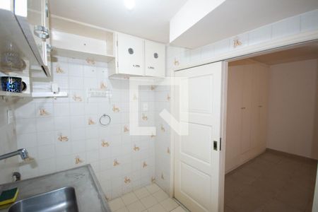 Cozinha de apartamento para alugar com 1 quarto, 22m² em Tijuca, Rio de Janeiro