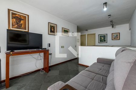 Casa à venda com 5 quartos, 400m² em Sumarezinho, São Paulo