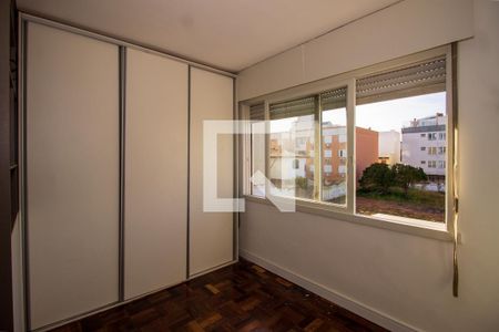 Quarto de kitnet/studio à venda com 1 quarto, 27m² em Jardim Botânico, Porto Alegre