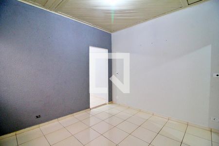 Sala de casa para alugar com 2 quartos, 70m² em Vila Lutécia, Santo André