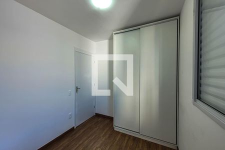 Quarto 2 de apartamento para alugar com 2 quartos, 43m² em Jardim Maria Estela, São Paulo