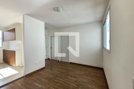 Sala de Estar de apartamento para alugar com 2 quartos, 43m² em Jardim Maria Estela, São Paulo