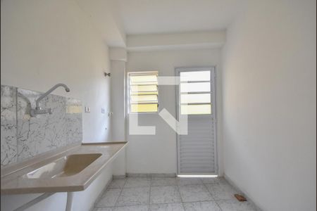 Sala / Cozinha de kitnet/studio para alugar com 1 quarto, 24m² em Vila Cruzeiro, São Paulo