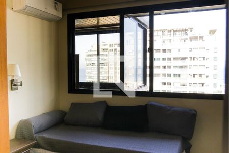 Quarto de apartamento para alugar com 2 quartos, 94m² em Barra da Tijuca, Rio de Janeiro