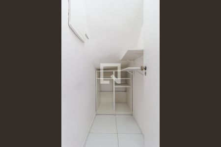 Despensa/Depósito de casa para alugar com 3 quartos, 117m² em Vila Industrial, Mogi das Cruzes