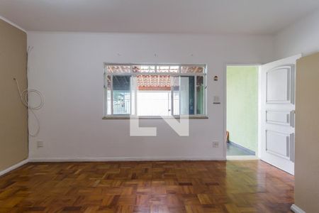 Sala de casa para alugar com 3 quartos, 117m² em Vila Industrial, Mogi das Cruzes