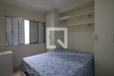 Quarto 1 de apartamento à venda com 2 quartos, 60m² em Jardim Zaira, Guarulhos