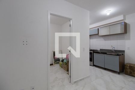 Sala de apartamento para alugar com 2 quartos, 34m² em Vila Pierina, São Paulo