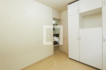 Quarto 2 de apartamento para alugar com 2 quartos, 50m² em Sarandi, Porto Alegre