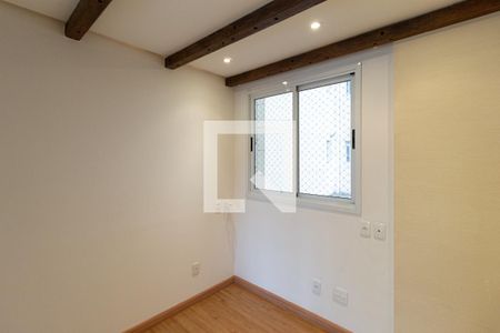 Sala de TV de apartamento à venda com 3 quartos, 115m² em Umuarama, Osasco