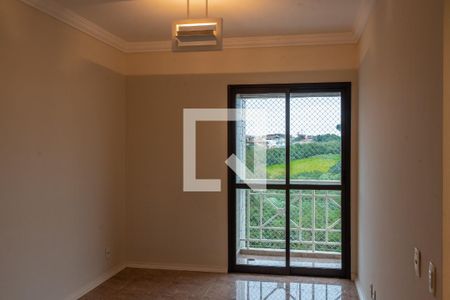 Sala de apartamento para alugar com 2 quartos, 70m² em Vila Marieta, Campinas