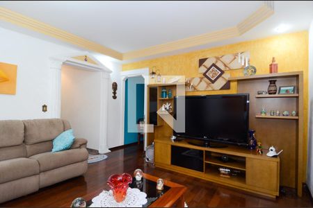 Sala de Estar de casa à venda com 3 quartos, 350m² em Vila Camargos, Guarulhos