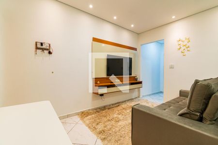 Sala de casa para alugar com 2 quartos, 120m² em Vila Campestre, São Paulo