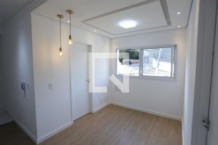 Sala de apartamento para alugar com 2 quartos, 33m² em Vila Pierina, São Paulo