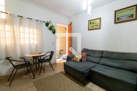 Sala de casa à venda com 3 quartos, 150m² em Jardim Ester Yolanda, São Paulo