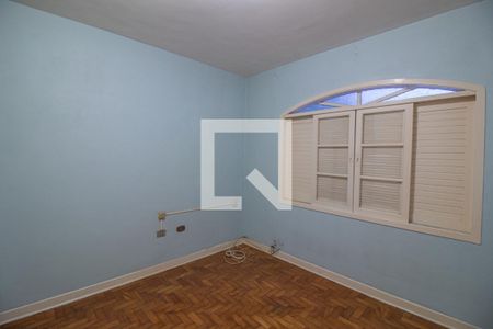 Casa à venda com 550m², 4 quartos e 8 vagas Casa à venda com 550m², 4 quartos e 8 vagasQuarto 2